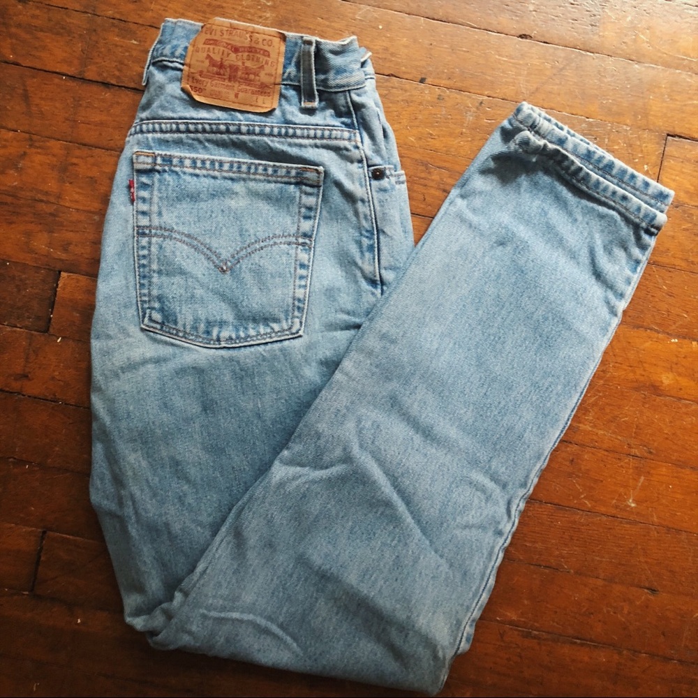 VINTAGE LEVIS 550 high waisted mom jeans